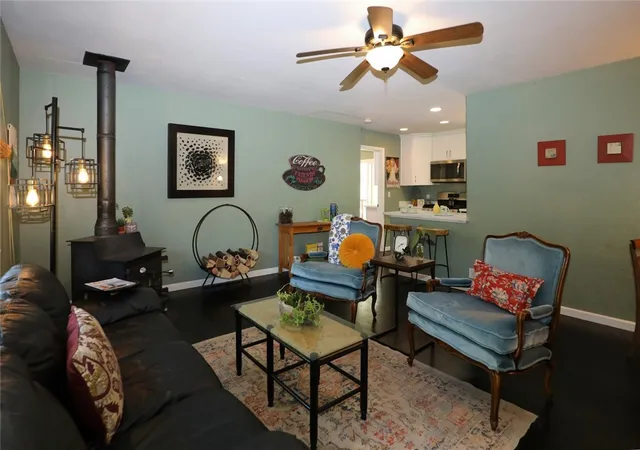 Photo 4 of Single family home for sale at 9712 Harrington Flt, Cobb, CA 95426 | MLS# LC26122168 | Listing updated on 2026-09-21
