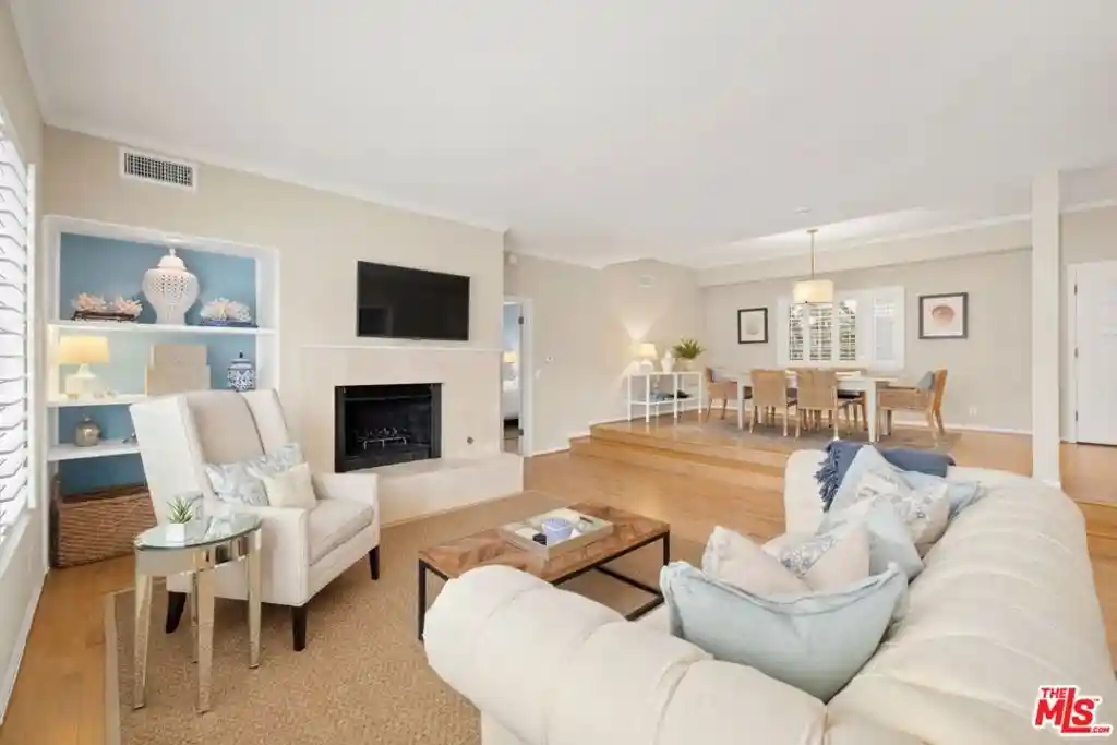 Photo 1 of Condo for sale at 1247 10th Street #4, Santa Monica, CA 90401 | MLS# 26843263 | Listing updated on 2026-10-12