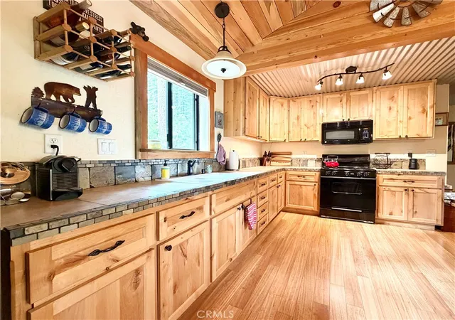 image of 9502 Humboldt Rd, Forest Ranch, CA 95942 | MLS# SN26124185