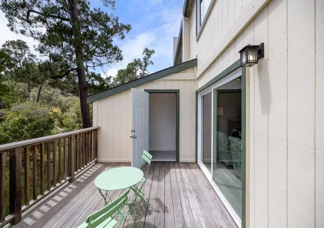 Homes for sale in Monterey, CA | 18 Yerba Buena Ct, Monterey, CA 93940 | MLS# ML82049431