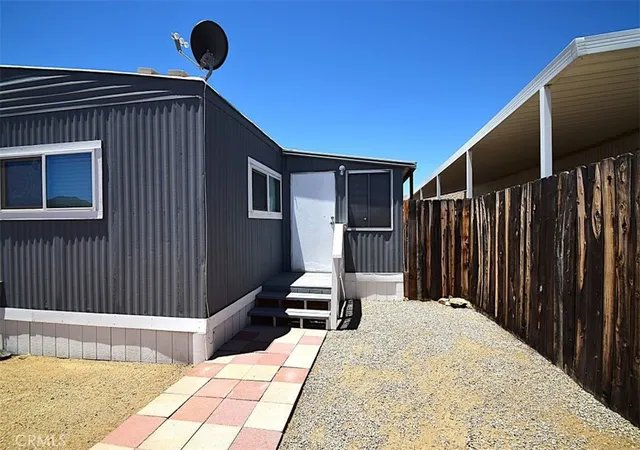17th image of 55524 Yucca Trl #65, Yucca Valley, CA 92284 | MLS# JT26124238