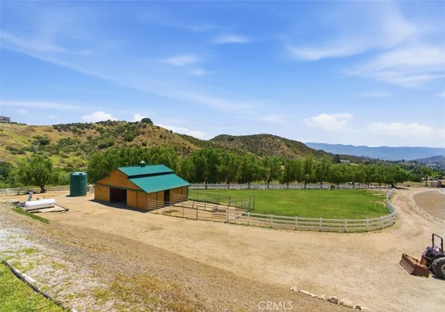 Photo 3 of Single family home for sale at 31233 Romero Cyn, Castaic, CA 91384 | MLS# SR26123534 | Listing updated on 2026-06-09