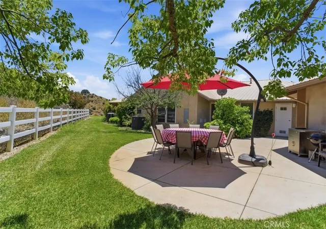 Photo 4 of Single family home for sale at 31233 Romero Cyn, Castaic, CA 91384 | MLS# SR26123534 | Listing updated on 2026-06-09