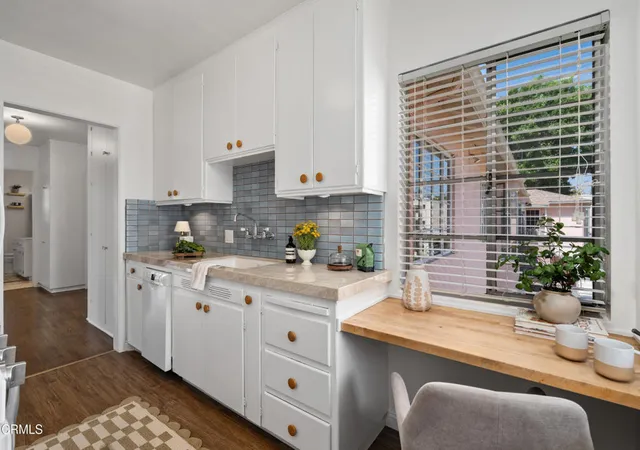Homes for sale in Pasadena, CA | 297 S Madison Ave, Pasadena, CA 91101