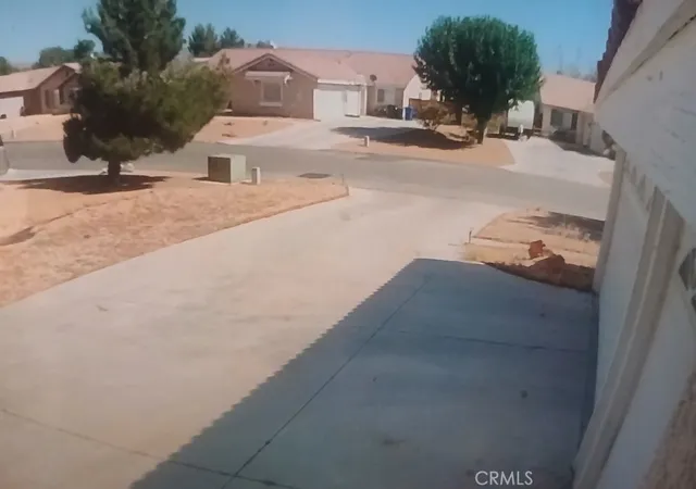 5th image of 22534 High Vista Pl, Apple Valley, CA 92307 | MLS# HD26124251