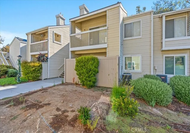 Condo for sale at 23506 Cambridge Rd, Yorba Linda, CA 92887 | MLS# CV26124119