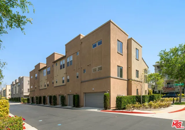 Homes for sale in Hawthorne, CA | 5449 Strand #101, Hawthorne, CA 90250 | MLS# 26842045