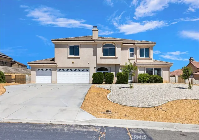 Photo 2 of Single family home for sale at 16245 Ridge View Dr, Apple Valley, CA 92307 | MLS# CV26124284 | Listing updated on 2026-10-03