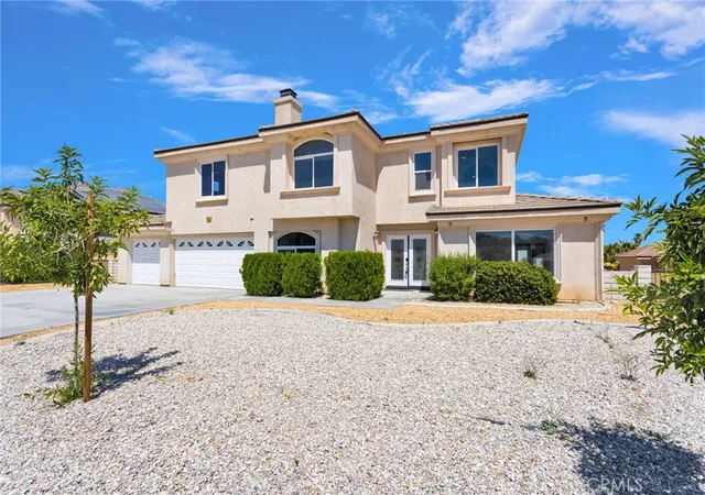 Photo 3 of Single family home for sale at 16245 Ridge View Dr, Apple Valley, CA 92307 | MLS# CV26124284 | Listing updated on 2026-10-03