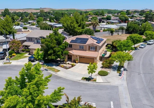 Homes for sale in Paso Robles, CA | 2306 Latigo Ct, Paso Robles, CA 93446 | MLS# NS26124325
