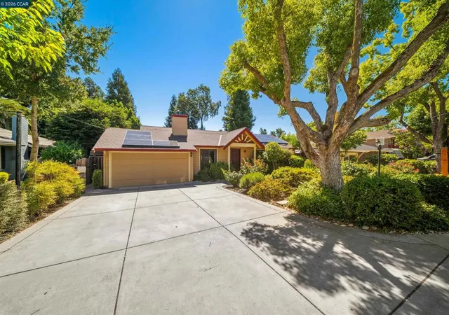 Homes for sale in Pleasant Hill, CA | 31 Elliot Dr, Pleasant Hill, CA 94523 | MLS# 41137571