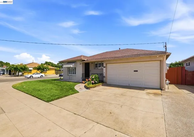 Homes for sale in San Leandro, CA | 3838 Monterey Blvd, San Leandro, CA 94578 | MLS# 41137568