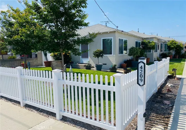 Homes for sale in Hawthorne, CA | 4209 W 139Th, Hawthorne, CA 90250 | MLS# SB26124481