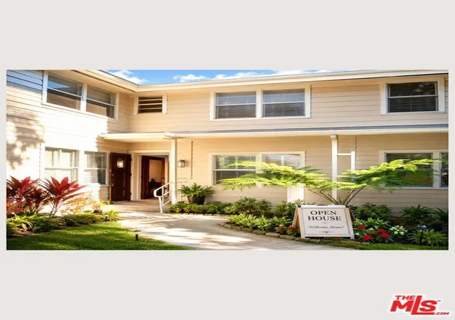 Photo 1 of Condo for sale at 3622 Kalsman Dr #258 (aka 4, Los Angeles, CA 90016 | MLS# 26843555 | Listing updated on 2026-09-30