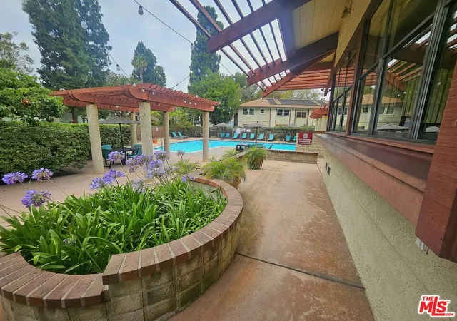 Photo 75 of Condo for sale at 3622 Kalsman Dr #258 (aka 4, Los Angeles, CA 90016 | MLS# 26843555 | Listing updated on 2026-09-30