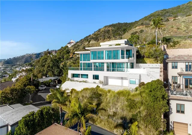 Homes for sale in Laguna Beach, CA | 31402 Ceanothus Dr, Laguna Beach, CA 92651 | MLS# LG26124546