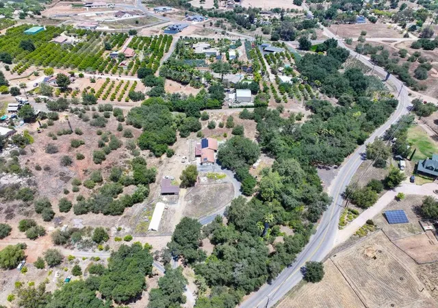 3rd image of 29348 Mac Tan Rd, Valley Center, CA 92082 | MLS# NDP2605507