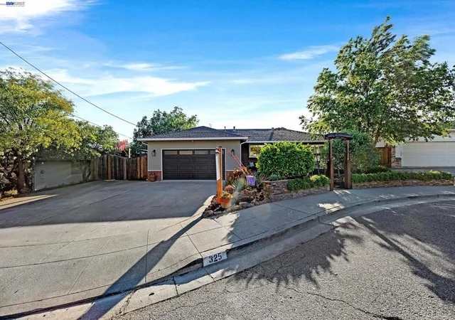 Homes for sale in Livermore, CA | 325 Polk Way, Livermore, CA 94550 | MLS# 41137594