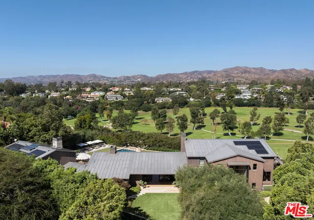 Photo 2 of Mansion for sale at 859 Woodacres Rd, Santa Monica, CA 90402 | MLS# 26844605 | Listing updated on 2026-06-16