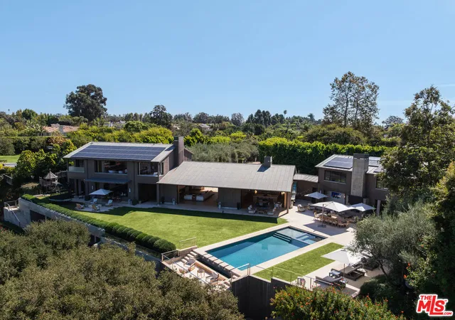 Photo 4 of Single family home for sale at 859 Woodacres Rd, Santa Monica, CA 90402 | MLS# 26844605 | Listing updated on 2026-06-16