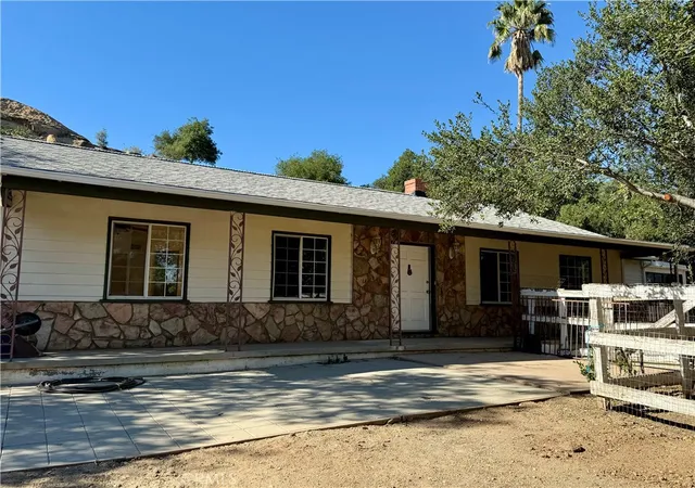Photo 3 of Single family home for sale at 9633 Baden, Chatsworth, CA 91311 | MLS# SR26123231 | Listing updated on 2026-07-15