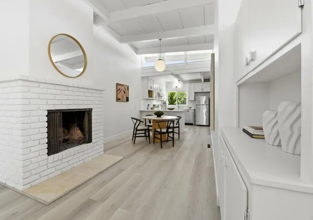 Homes for sale in Palo Alto, CA | 3909 Middlefield Rd #E, Palo Alto, CA 94303 | MLS# ML82050037