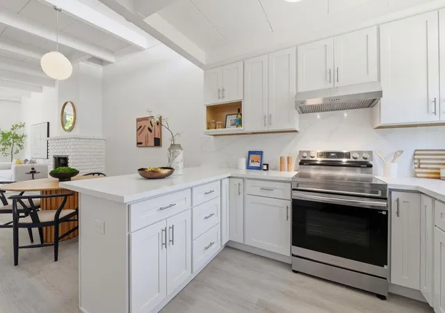 Homes for sale in Palo Alto, CA | 3909 Middlefield Rd #E, Palo Alto, CA 94303 | MLS# ML82050037