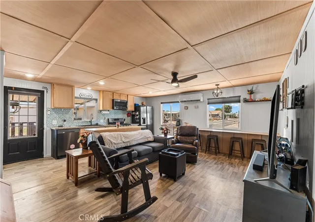 Photo 4 of Manufactured home for sale at 1724 Sandra, Rosamond, CA 93560 | MLS# SR26124533 | Listing updated on 2026-09-01