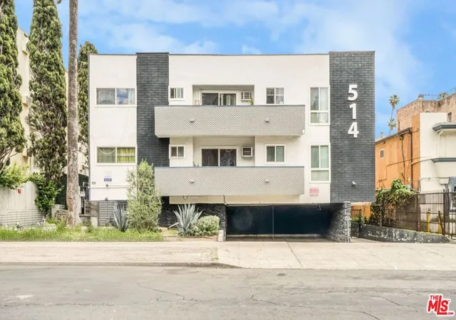 Photo 2 of Multi family home for sale at 514 S Mariposa Ave, Los Angeles, CA 90020 | MLS# 26844845 | Listing updated on 2026-09-21