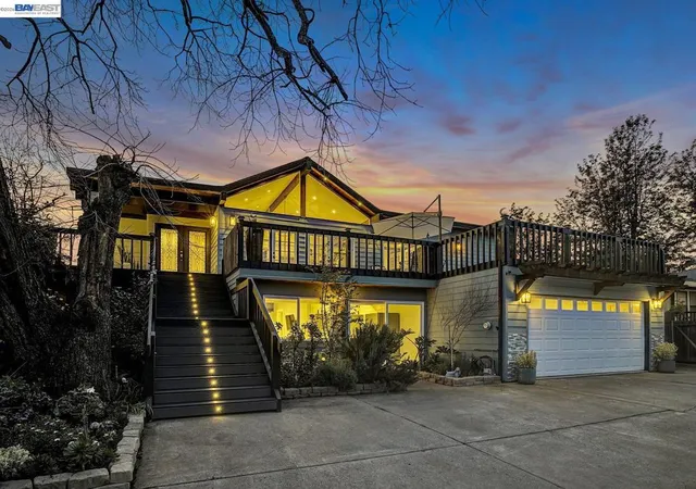 Homes for sale in Castro Valley, CA | 19029 Carlton Ave, Castro Valley, CA 94546 | MLS# 41137608