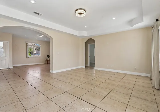 Photo 4 of Single family home for sale at 15833 Sago Rd, Apple Valley, CA 92307 | MLS# IV26124620 | Listing updated on 2026-09-28
