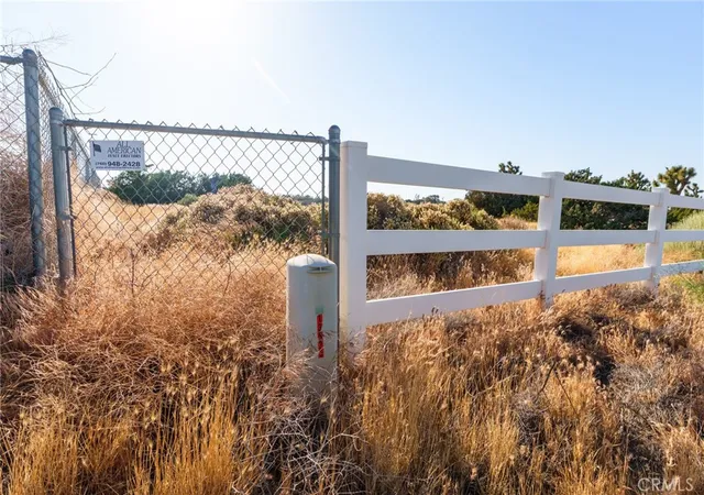 Homes for sale in Oak Hills, CA | 1 Hollister Rd, Oak Hills, CA 92344 | MLS# CV26124779