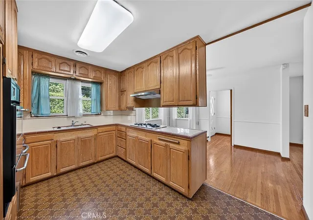 5th image of 709 E J St, Ontario, CA 91764 | MLS# OC26123939
