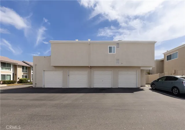 Homes for sale in Irvine, CA | 34 Elksford Avenue, Irvine, CA 92604 | Houzeo