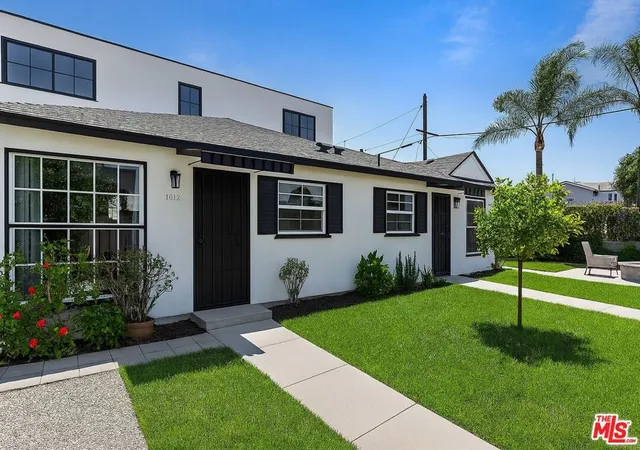 1st image of 11710 Hartsook St, Valley Village, CA 91607 | MLS# 26843851