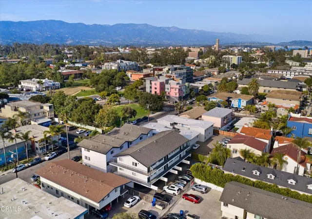 4th image of 6565 Sabado Tarde Rd, Goleta, CA 93117 | MLS# V1-36880