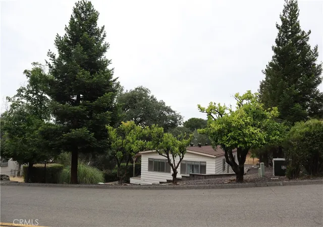 Photo 2 of Manufactured home for sale at 6165 Kanaka, Oroville, CA 95966 | MLS# OR26124959 | Listing updated on 2026-08-04