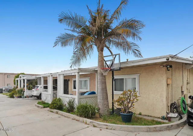 16th image of 117 Ann Ave, Port Hueneme, CA 93041 | MLS# V1-36885