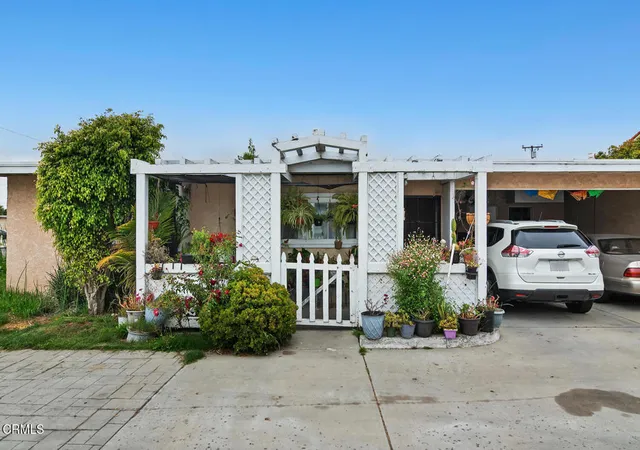 1st image of 117 Ann Ave, Port Hueneme, CA 93041 | MLS# V1-36885