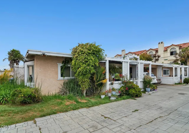 2nd image of 117 Ann Ave, Port Hueneme, CA 93041 | MLS# V1-36885