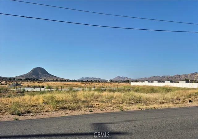 Photo 2 of Sale Pending at 16109 Wichita, Apple Valley, CA 92307 | MLS# IG26125017 | Listing updated on 2026-10-08