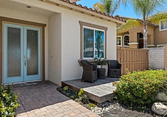 Photo 3 of Sale Pending at 23831 Via Madrid, Murrieta, CA 92562 | MLS# SW26125063 | Listing updated on 2026-10-06