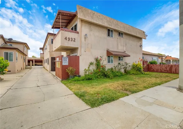 Photo 2 of Sale Pending at 4932 Lennox, Inglewood, CA 90304 | MLS# SB26124578 | Listing updated on 2026-09-30