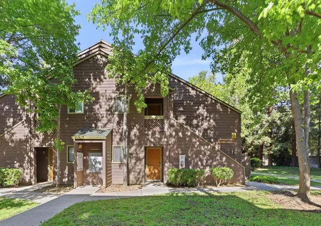 1st image of 1211 Yarwood Ct, San Jose, CA 95128 | MLS# ML82050264