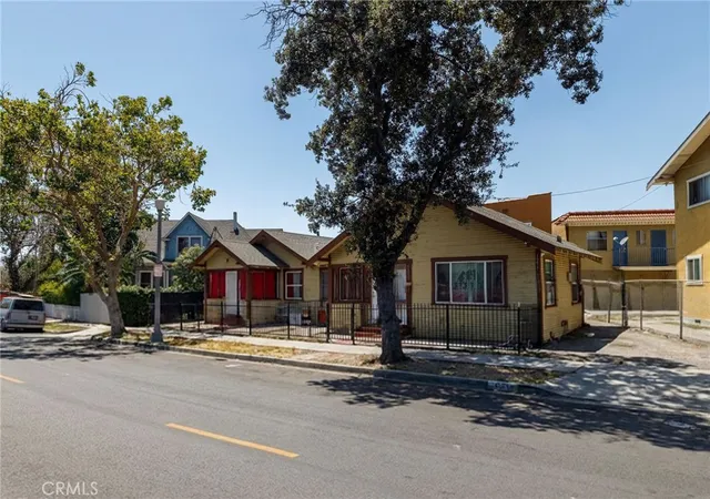 Photo 2 of Multi family home for sale at 1273 Chestnut, Long Beach, CA 90813 | MLS# SB26124554 | Listing updated on 2026-06-10