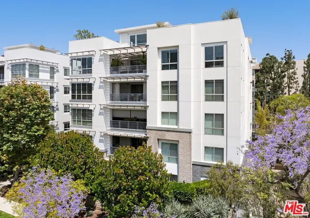 46th image of 450 N Palm Dr #306, Beverly Hills, CA 90210 | MLS# 26842541