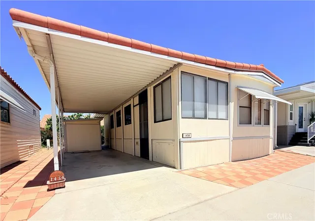Photo 2 of Manufactured home for sale at 1454 Western, San Jacinto, CA 92583 | MLS# SW26125048 | Listing updated on 2026-09-09
