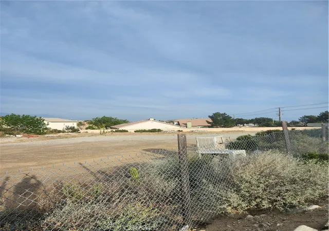 3rd image of 10 Kendall, San Bernardino, CA 92407 | MLS# CV26125062