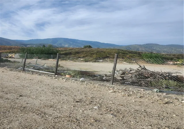 8th image of 10 Kendall, San Bernardino, CA 92407 | MLS# CV26125062