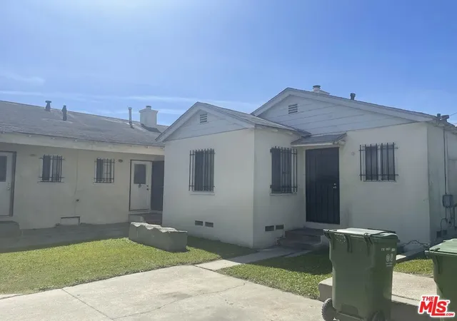 Homes for sale in Compton, CA | 1131 W Spruce St, Compton, CA 90220 | MLS# 26845077
